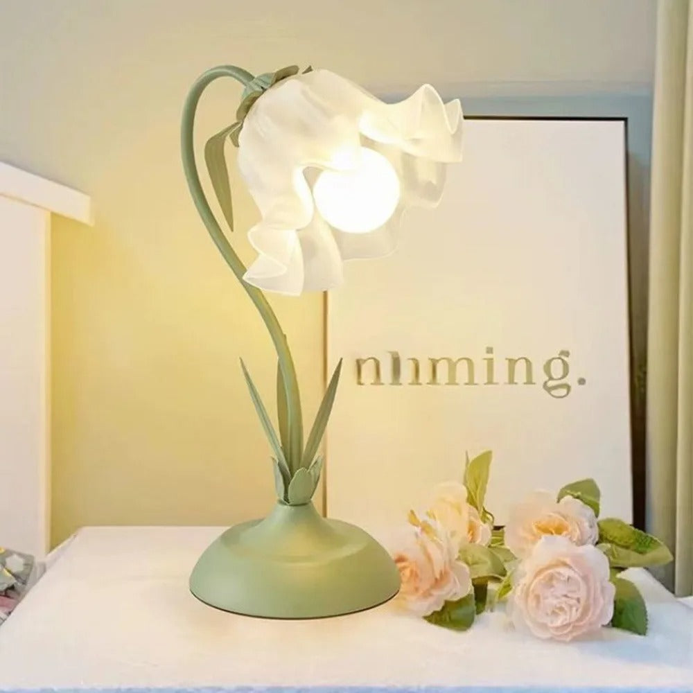 Petal Embrace Butterfly Lamp