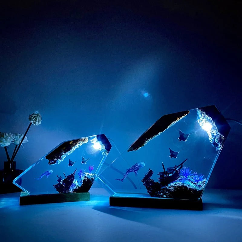 Shipwreck Bloom – Ocean Resin Light
