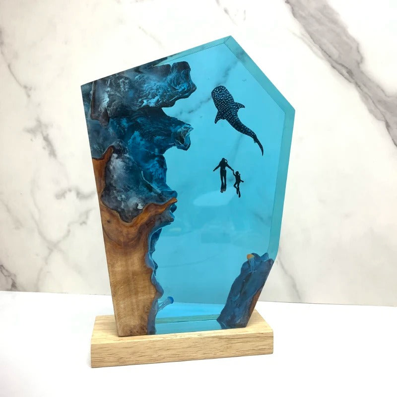 Ocean Abyss Resin LED Lamp – Whale Diver Edition