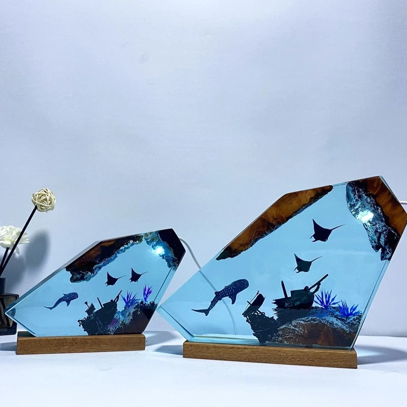 Shipwreck Bloom – Ocean Resin Light