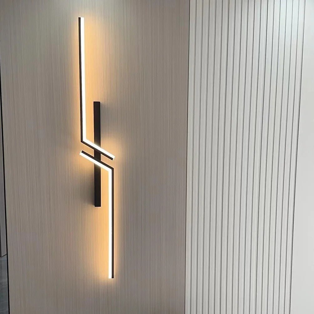 LineForm Sconce – Minimalist Architectural Wall Light