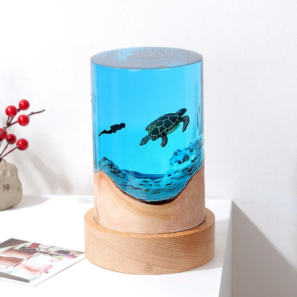 Pelagia – Ocean-Inspired Resin Light Sculpture