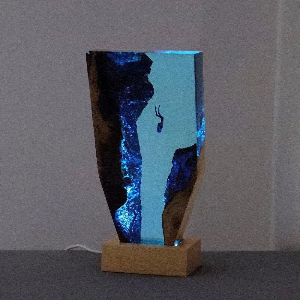 Ocean Depths Resin Divers Lamp