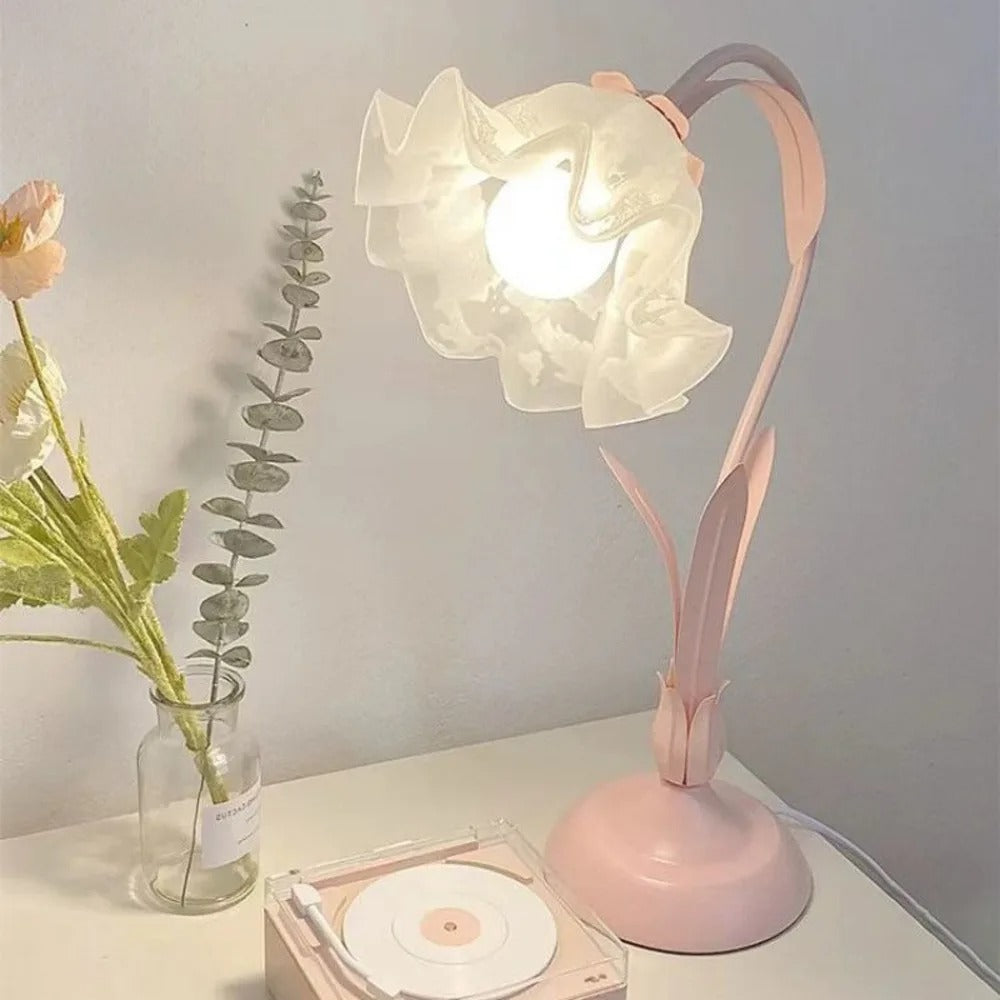 Petal Embrace Butterfly Lamp