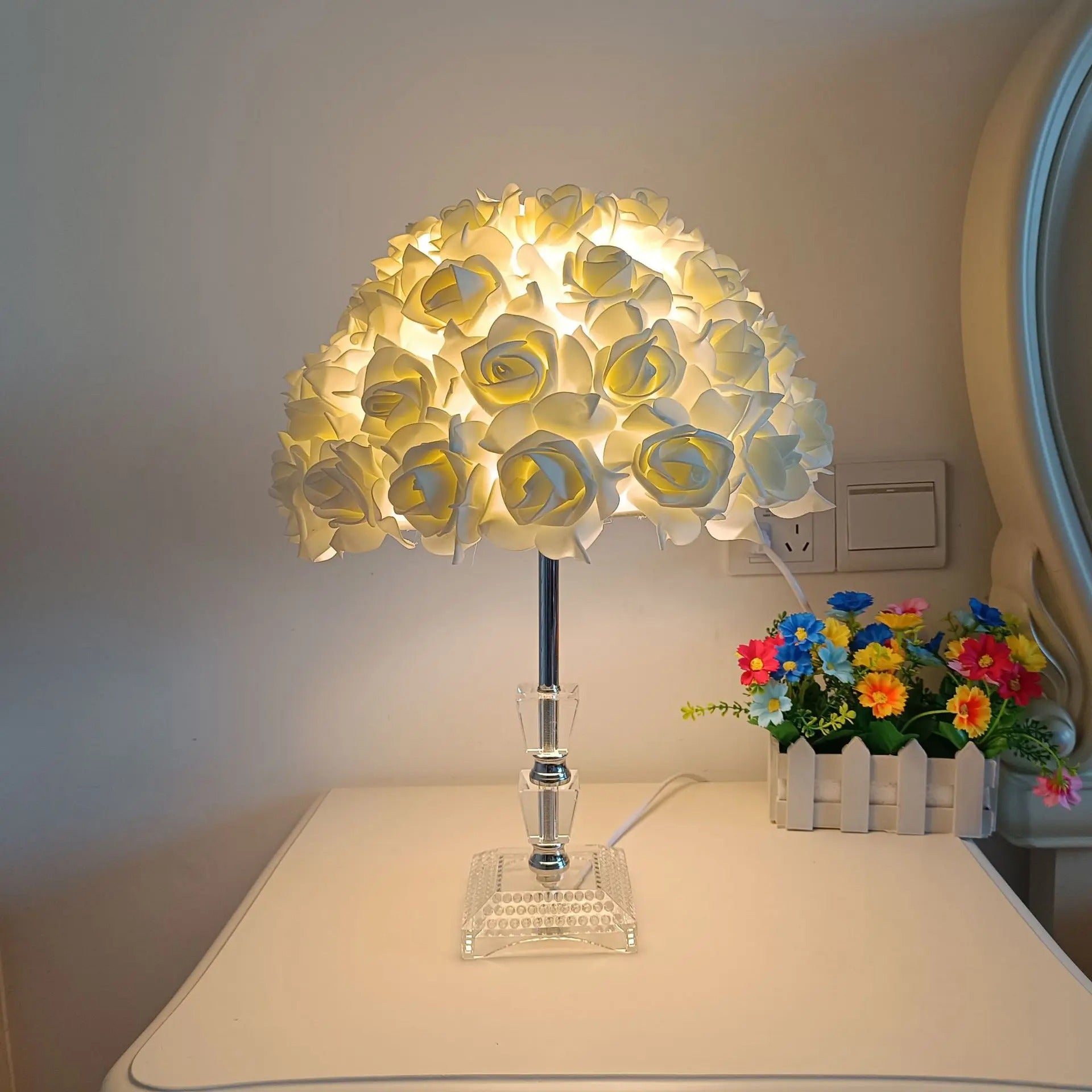 Crystal Bloom Bouquet Lamp