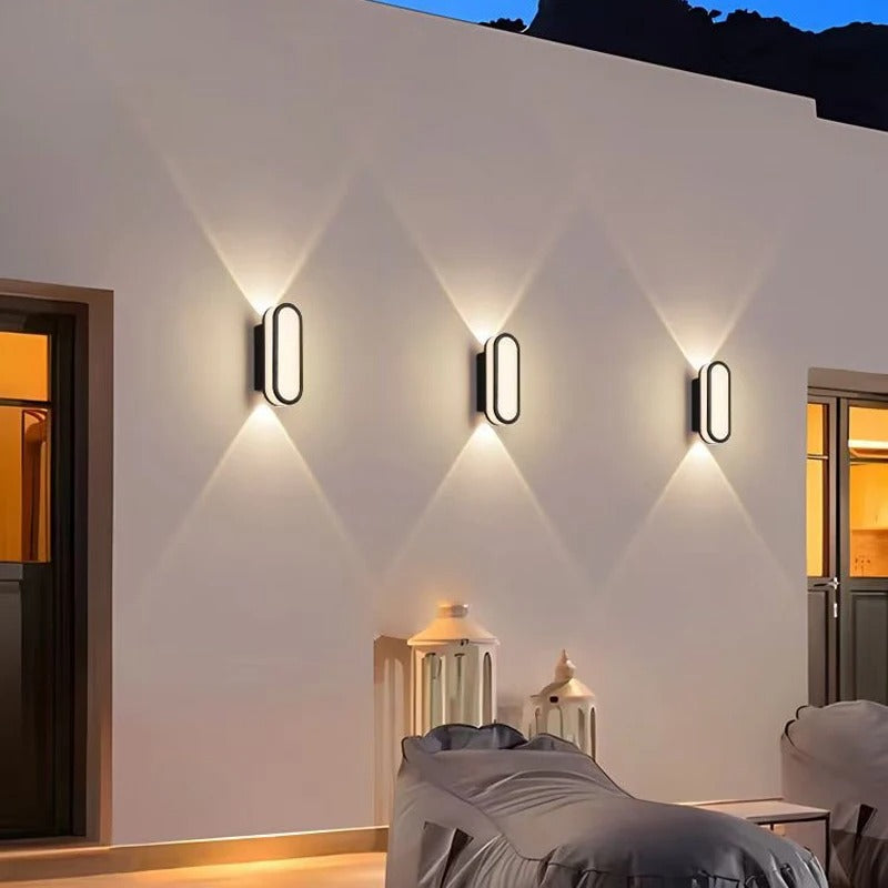 Eclipse Curve LED Wall Light