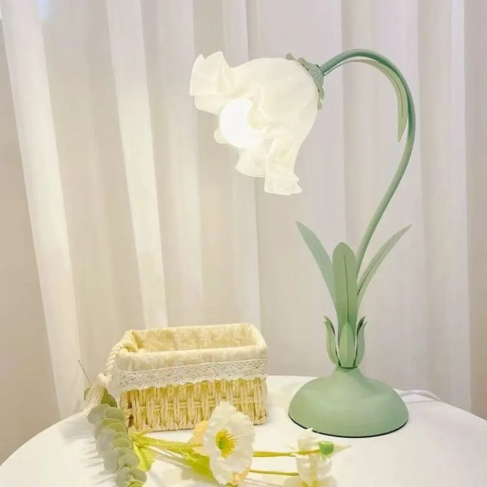 Petal Embrace Butterfly Lamp