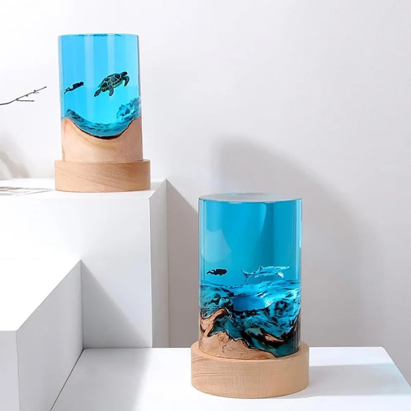 Pelagia – Ocean-Inspired Resin Light Sculpture