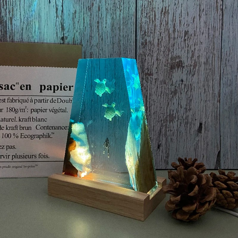 Sea Turtle Horizon Resin Lamp