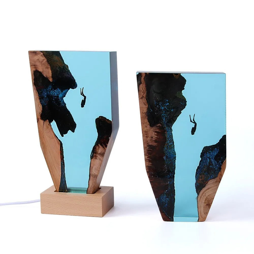 Ocean Depths Resin Divers Lamp