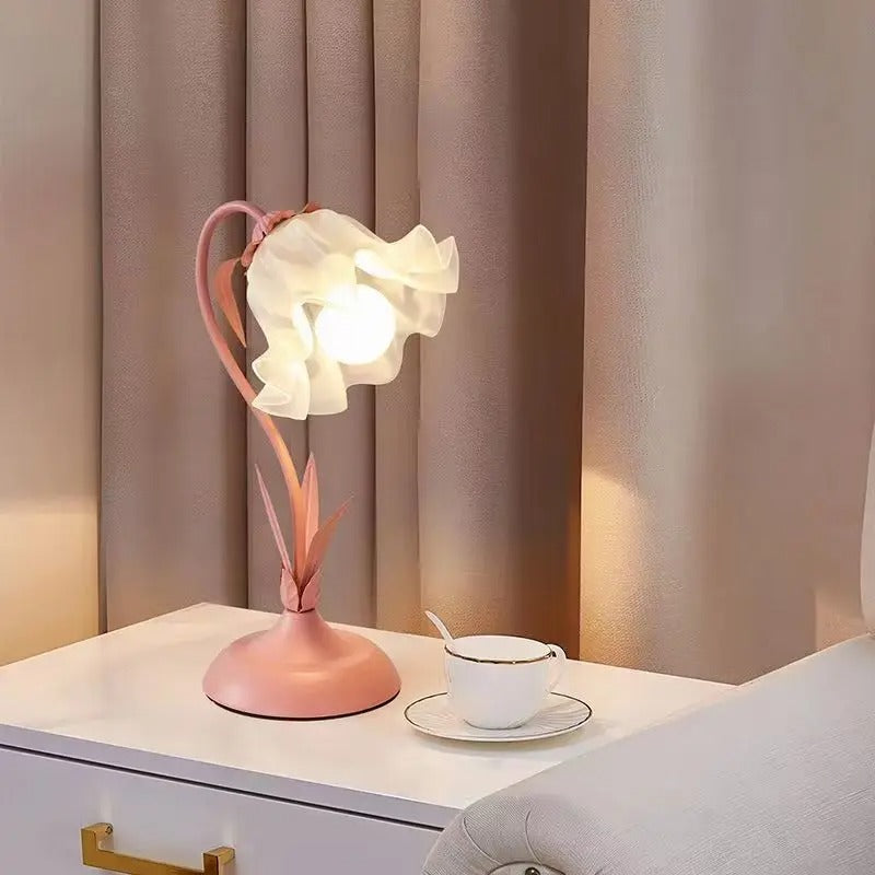 Petal Embrace Butterfly Lamp