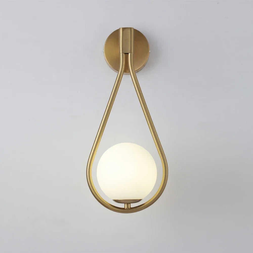 AureDrop Sconce – Nordic Brass Teardrop Wall Light